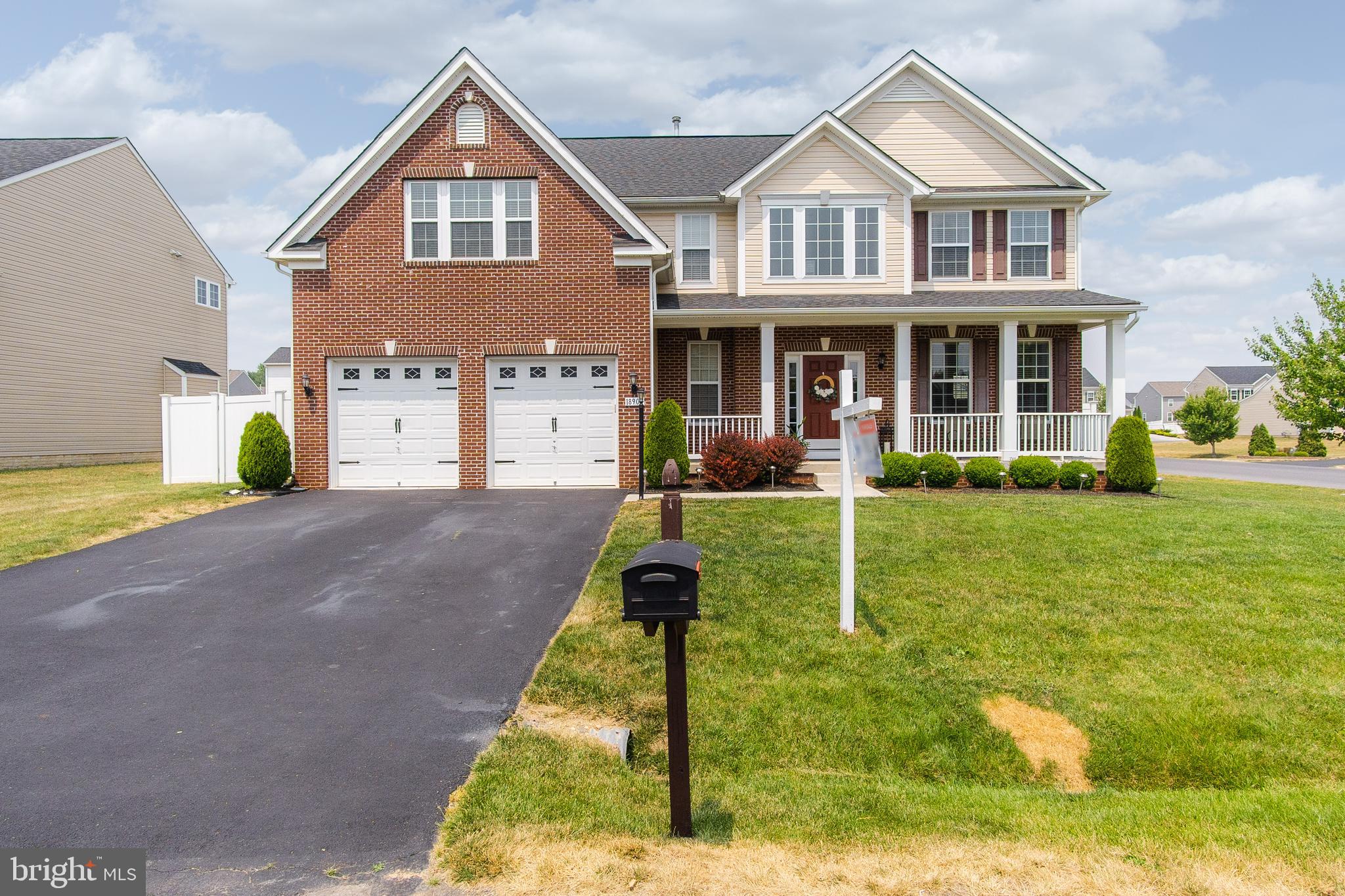 18903 Maple Valley Circle Hagerstown, MD 21742 - Photo 4 of 60