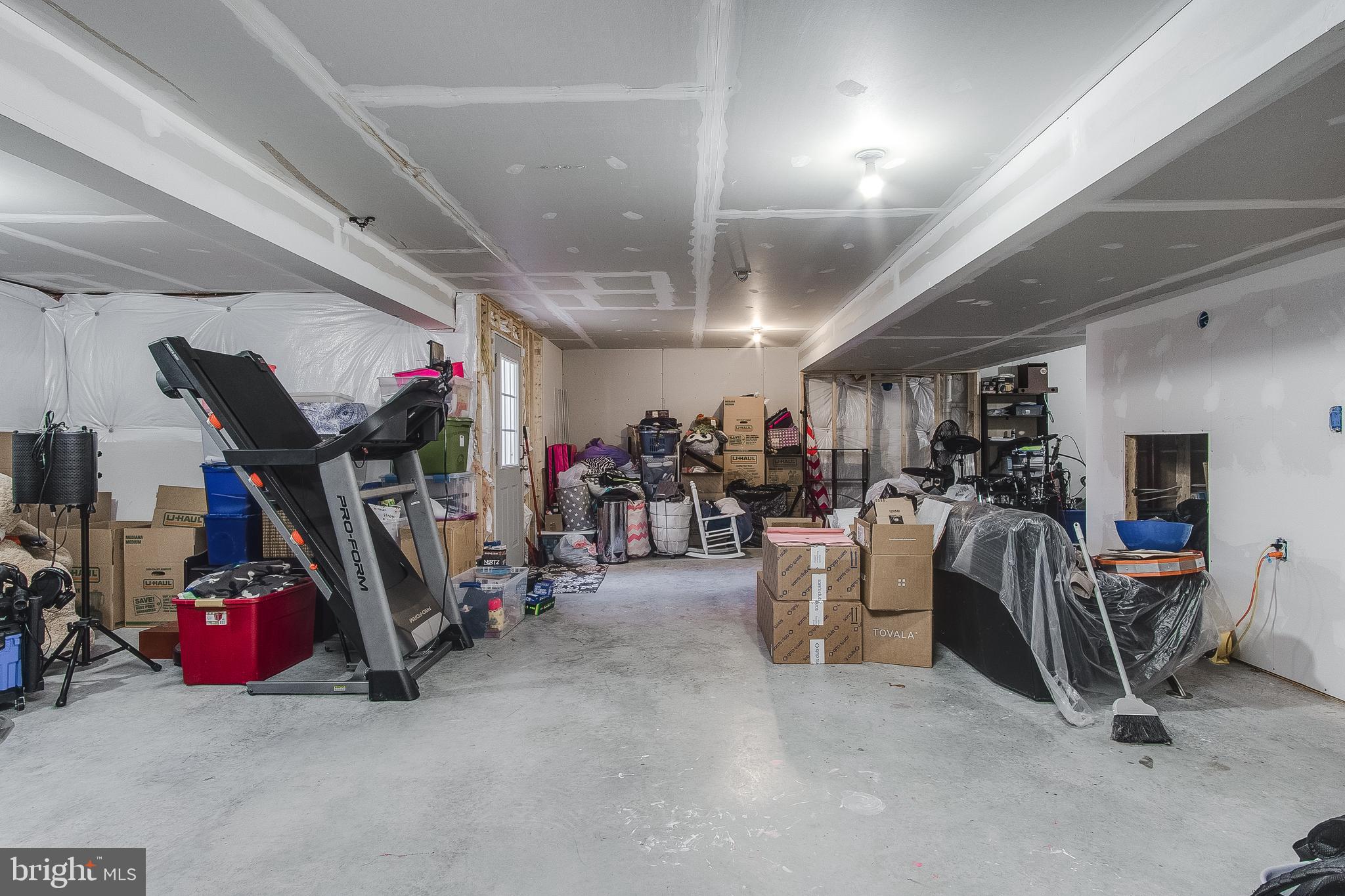 18903 Maple Valley Circle Hagerstown, MD 21742 - Photo 41 of 60