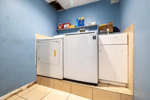 $689,988 | 9 North Court, Bayville, NY 11709