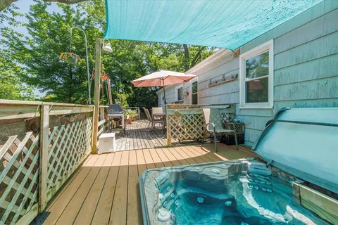 $689,988 | 9 North Court, Bayville, NY 11709