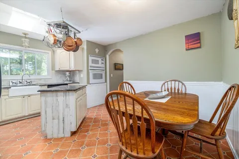 $689,988 | 9 North Court, Bayville, NY 11709