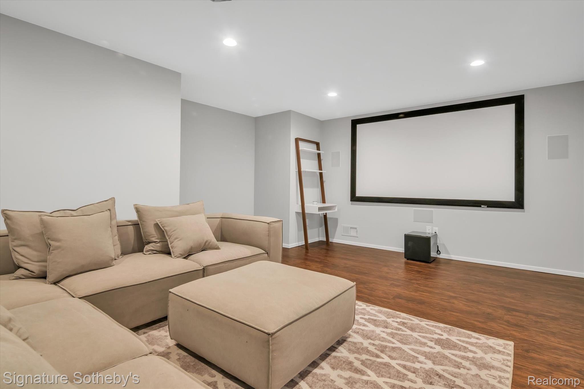 1259 Ruffner Avenue Birmingham, MI 48009 - Photo 68 of 91 34-1259-Ruffner-Ave-WindowStill-Real-Estate-Photography-34.jpg