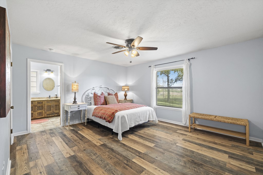 20 Oak Haven Road Fredericksburg, TX 78624 - Photo 14 of 27 MAIN BEDROOM
