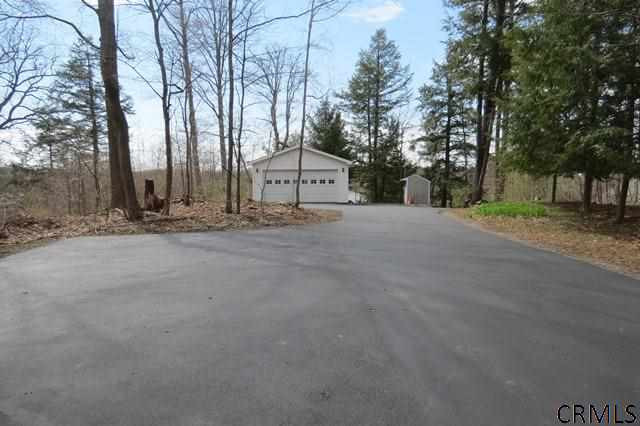 31 Island View Road Cohoes, NY 12047 - Photo 3 of 25 Photo 3