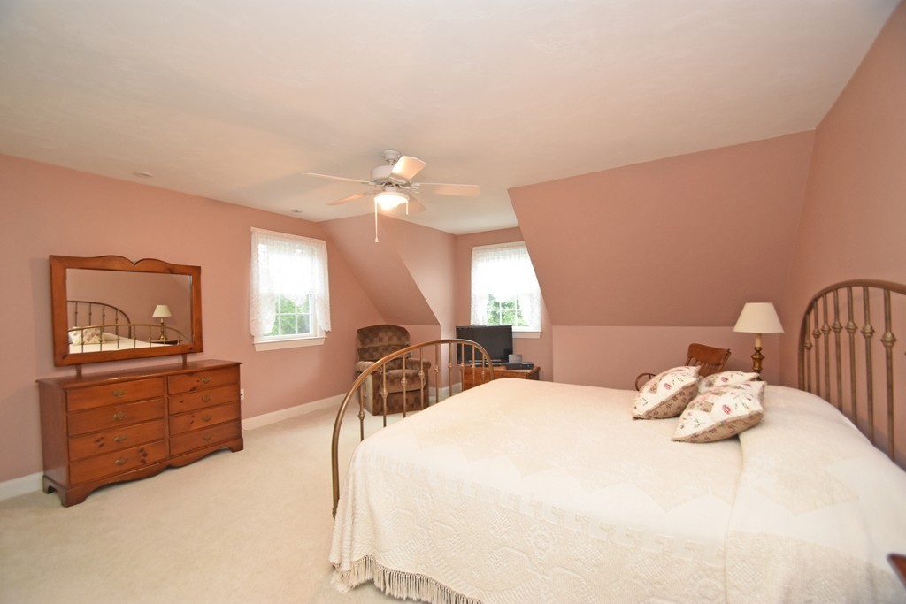 42 Miscoe Road Mendon, MA 01756 - Photo 11 of 23 Gallery Image 11