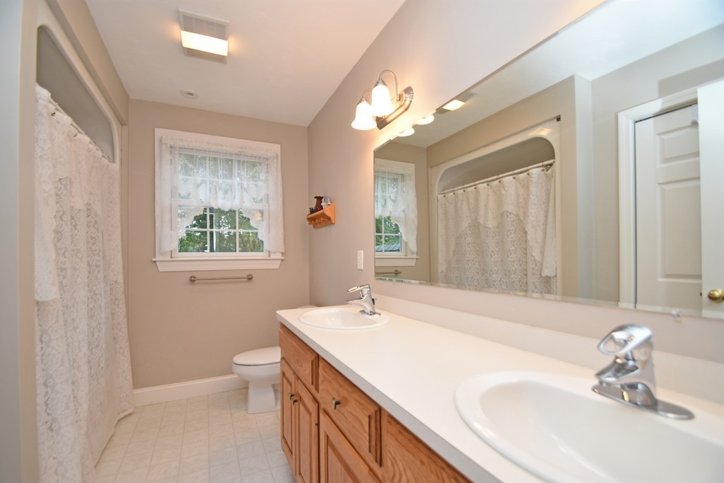42 Miscoe Road Mendon, MA 01756 - Photo 17 of 23 Gallery Image 17