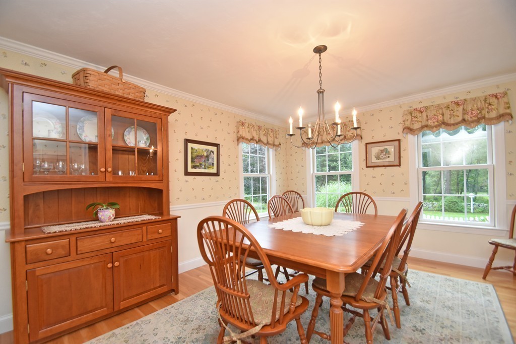 42 Miscoe Road Mendon, MA 01756 - Photo 6 of 23 Gallery Image 6