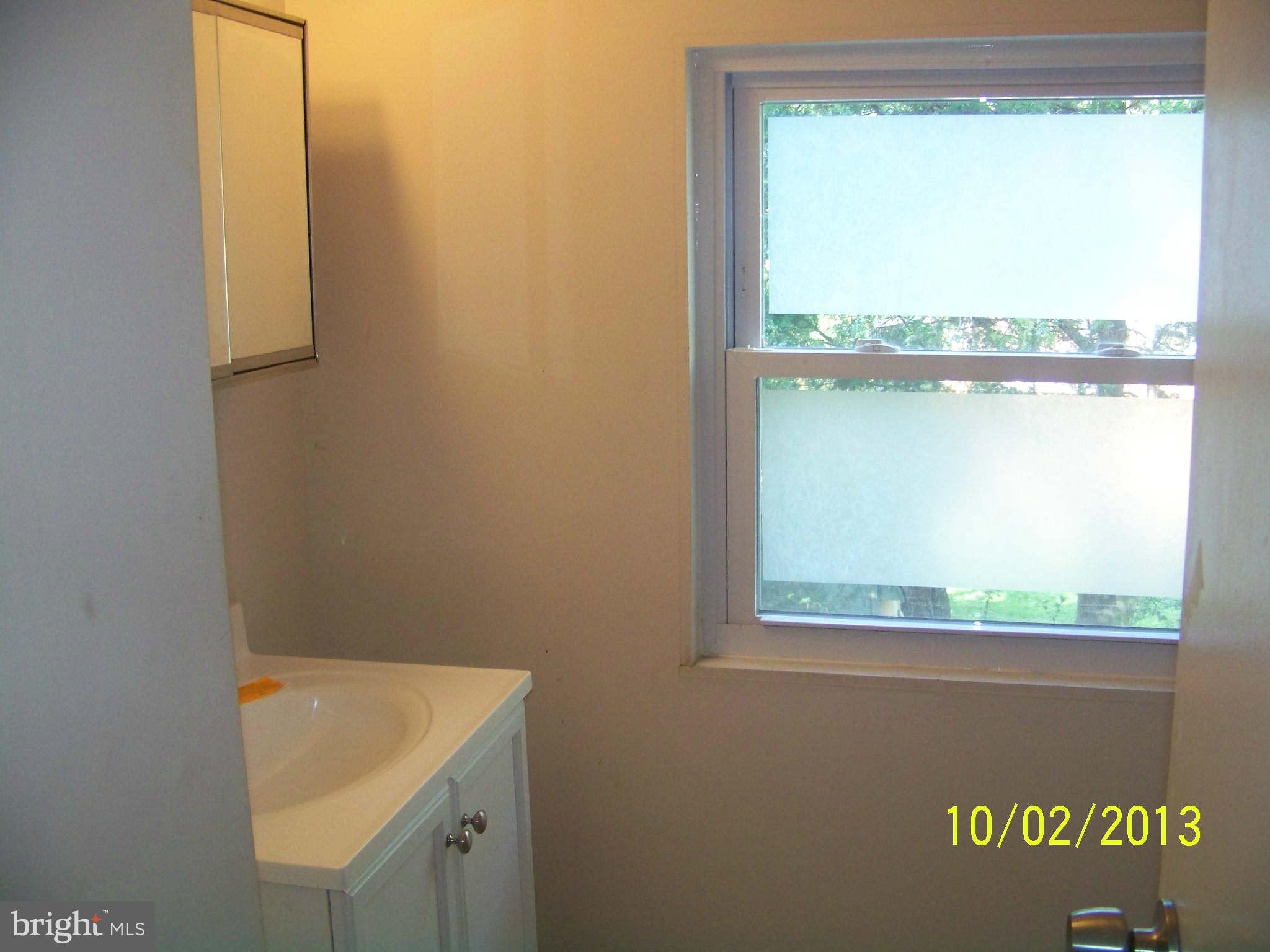 3925 Weller Road Silver Spring, MD 20906 - Photo 14 of 17 Bath