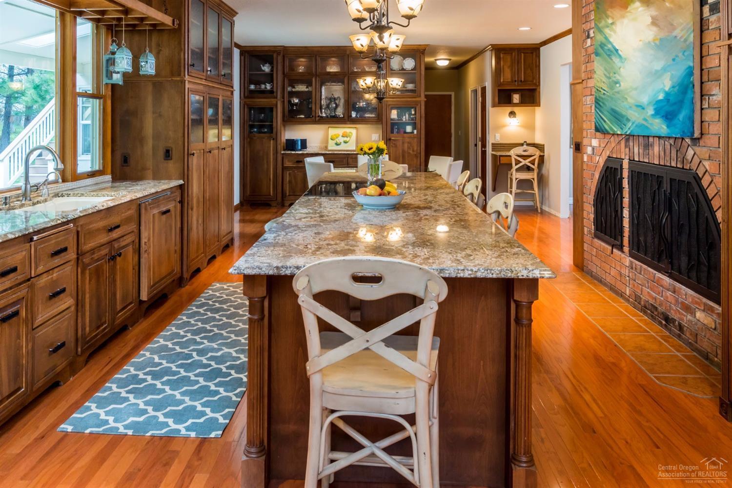 63325 S Road Bend, OR 97703 - Photo 12 of 25 Additional Photo