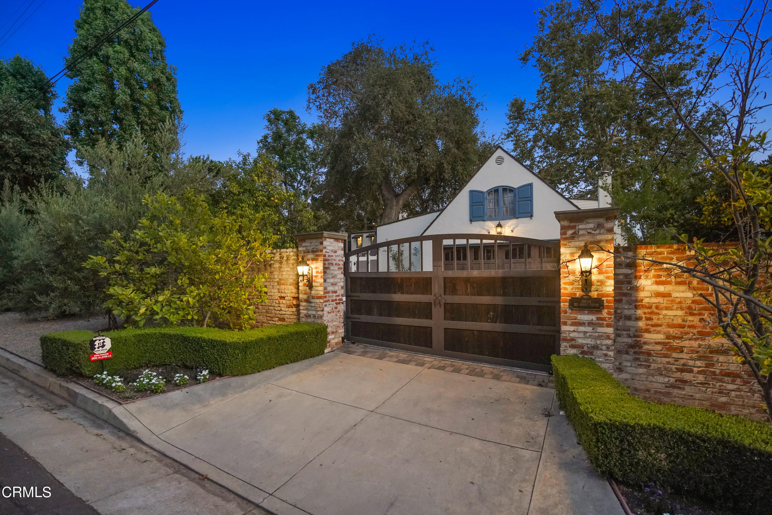 512 Arroyo Square South Pasadena, CA 91030 - Photo 54 of 55 a front view of a house with a yard