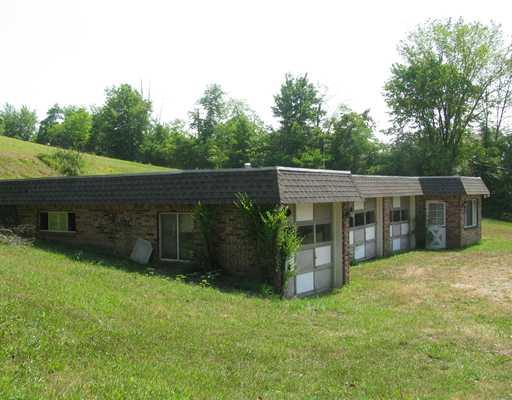 199 Becks Run Road Coraopolis, PA 15108 - Photo 10 of 18 Parking Lot/Garage.