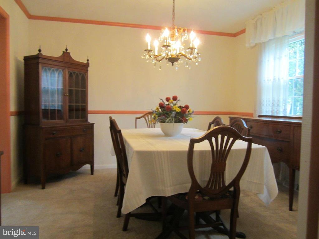 4100 London Bridge Road Sykesville, MD 21784 - Photo 14 of 25 Dining Room
