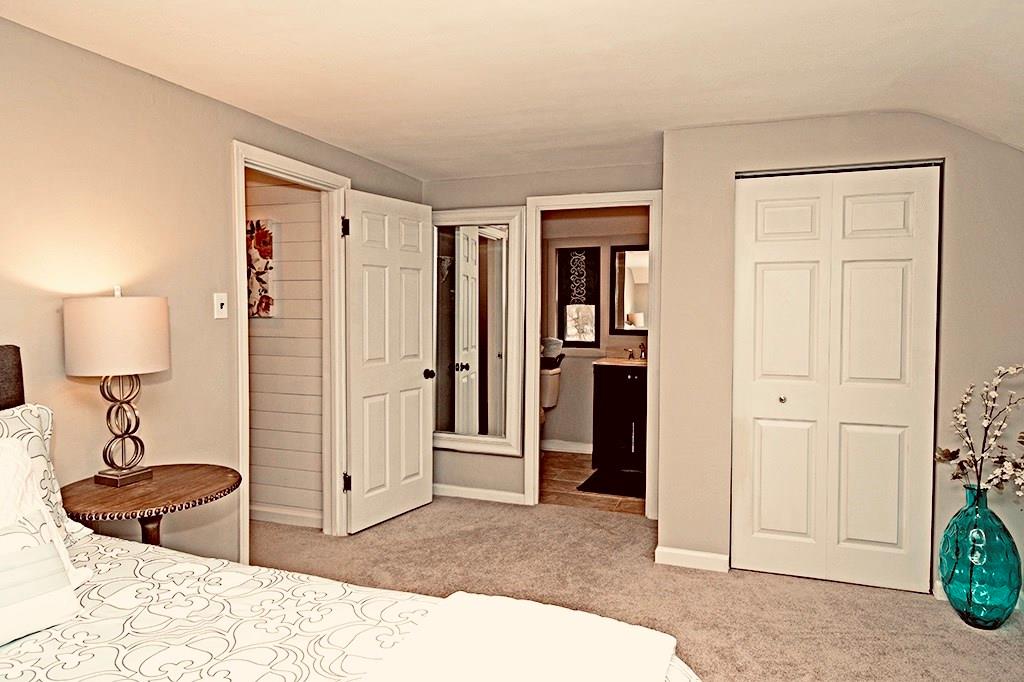 119 Martin Road Pittsburgh, PA 15237 - Photo 14 of 22 Second floor master