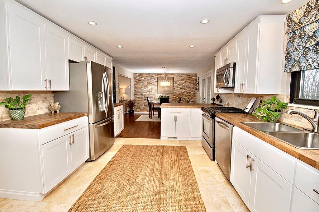 119 Martin Road Pittsburgh, PA 15237 - Photo 9 of 22 Space for everything !!!
