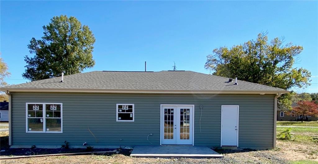 853 Friendly Road Eden, NC 27288 - Photo 2 of 10 Gallery Image 2