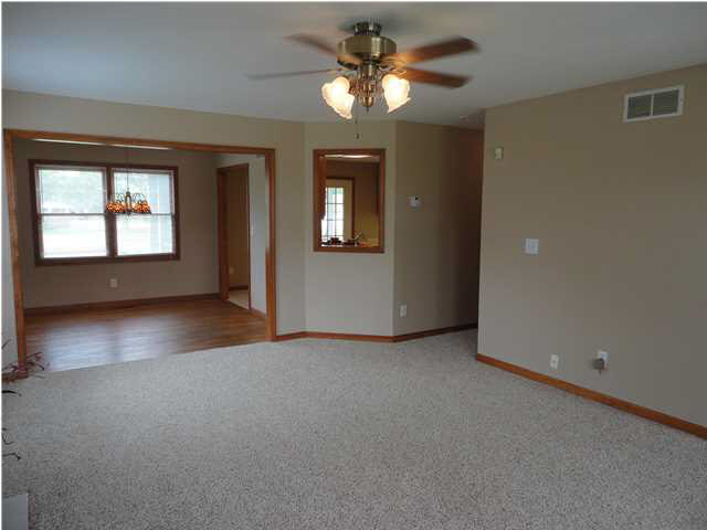6116 Fitzgerald Road Evansville, IN 47715 - Photo 3 of 23