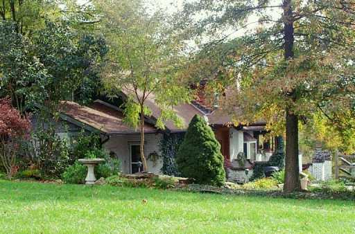 499 Coleman Road McDonald, PA 15057 - Photo 2 of 8 Gallery Image 2