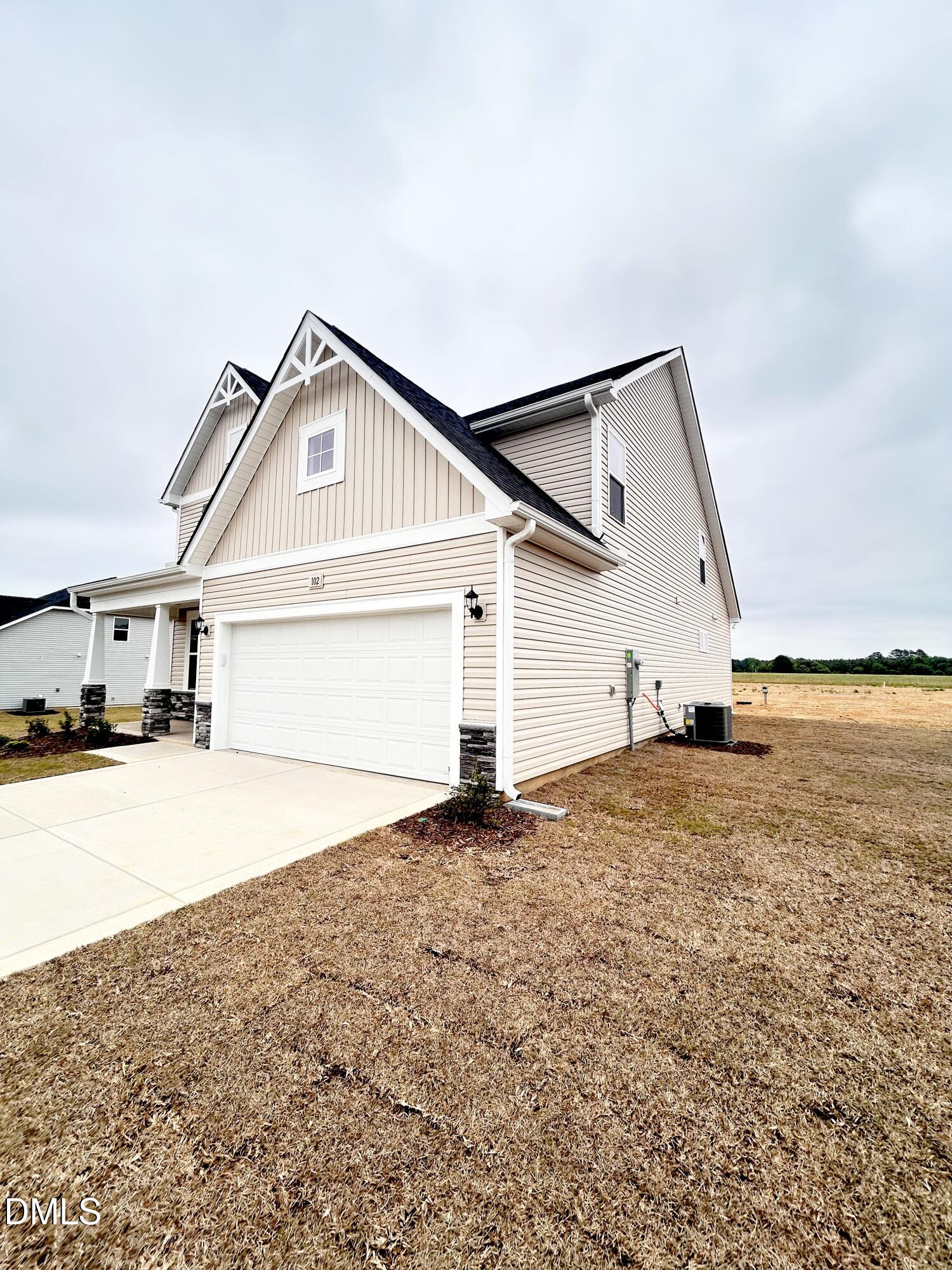 102 Maverick Lane Dunn, NC 28334 - Photo 3 of 28 2