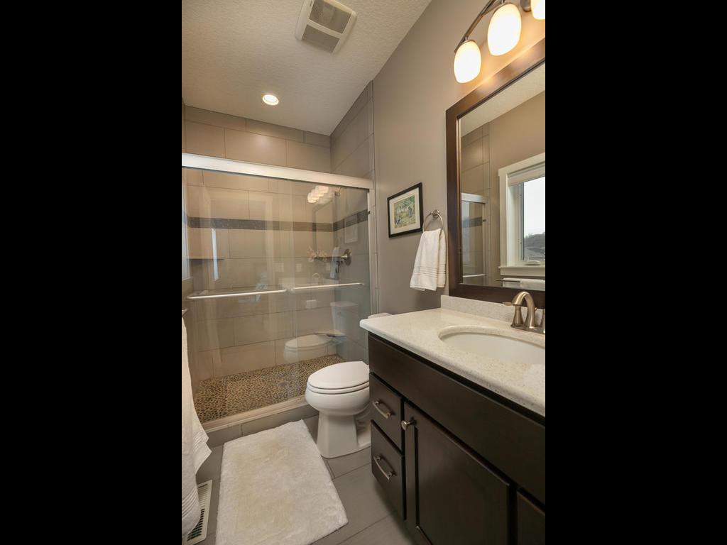 2571 Flagstone Lane Northwest Rochester, MN 55901 - Photo 17 of 40