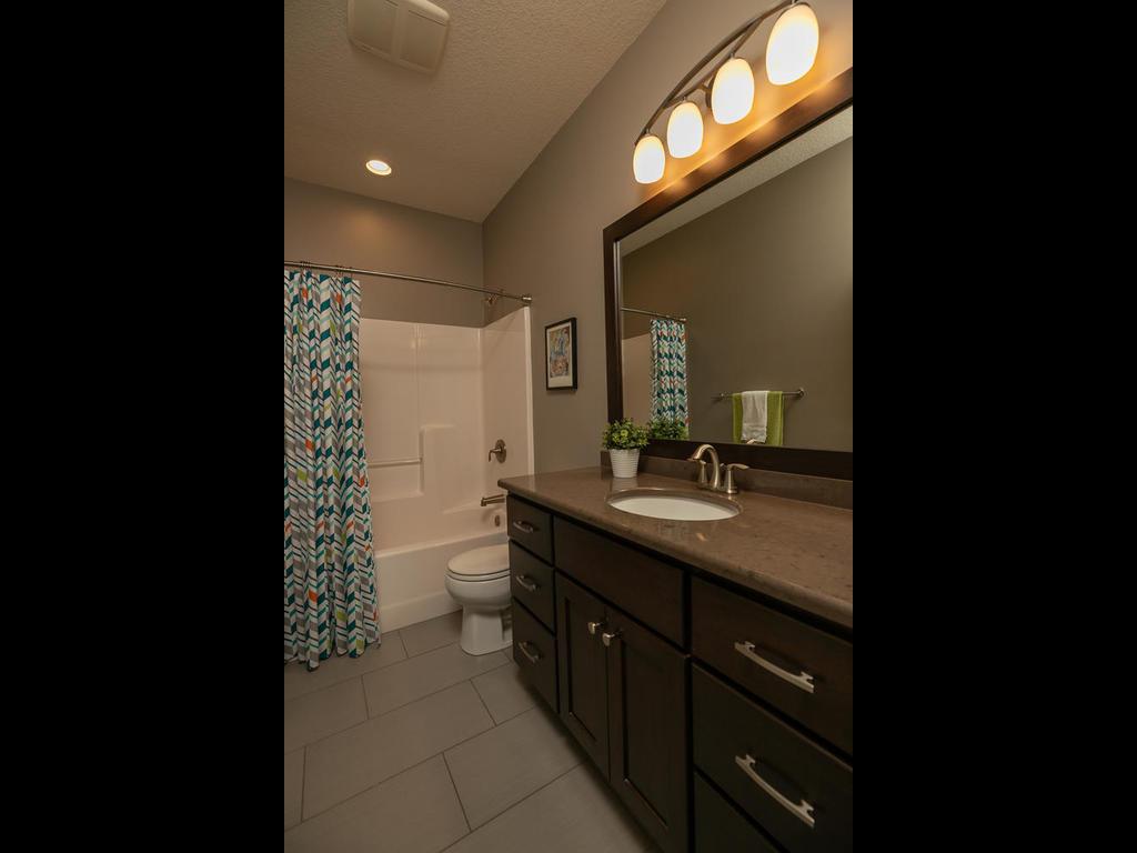 2571 Flagstone Lane Northwest Rochester, MN 55901 - Photo 20 of 40