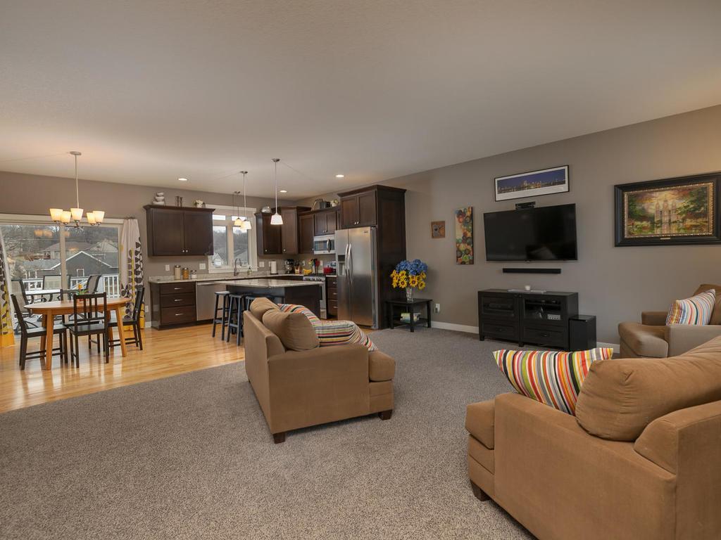 2571 Flagstone Lane Northwest Rochester, MN 55901 - Photo 6 of 40