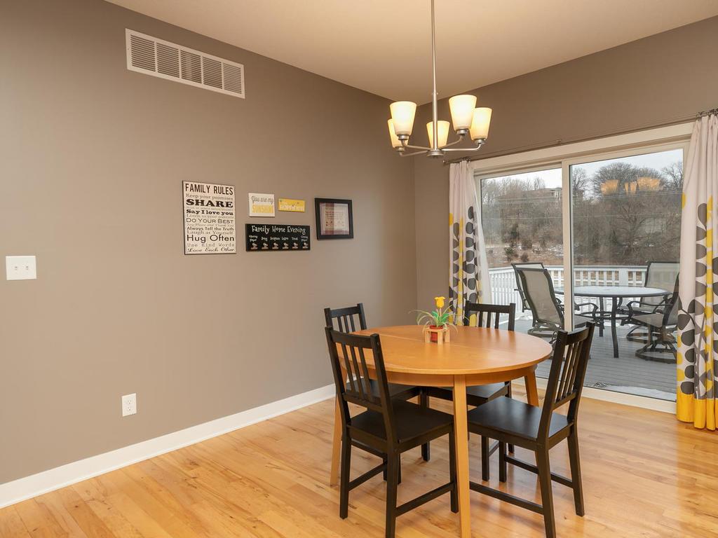 2571 Flagstone Lane Northwest Rochester, MN 55901 - Photo 8 of 40