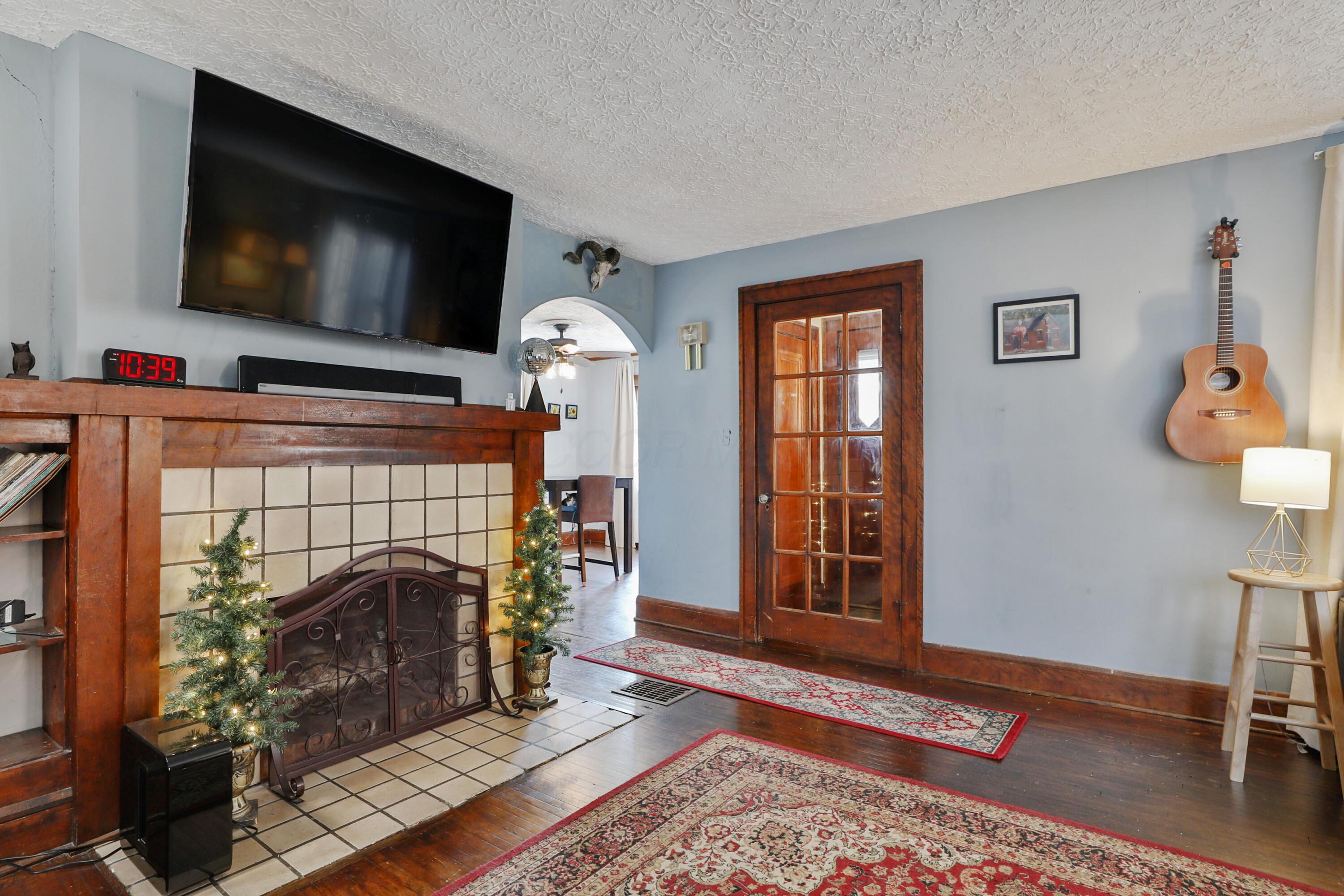 82 Blenheim Road Columbus, OH 43214 - Photo 13 of 51 82Blenheim-04