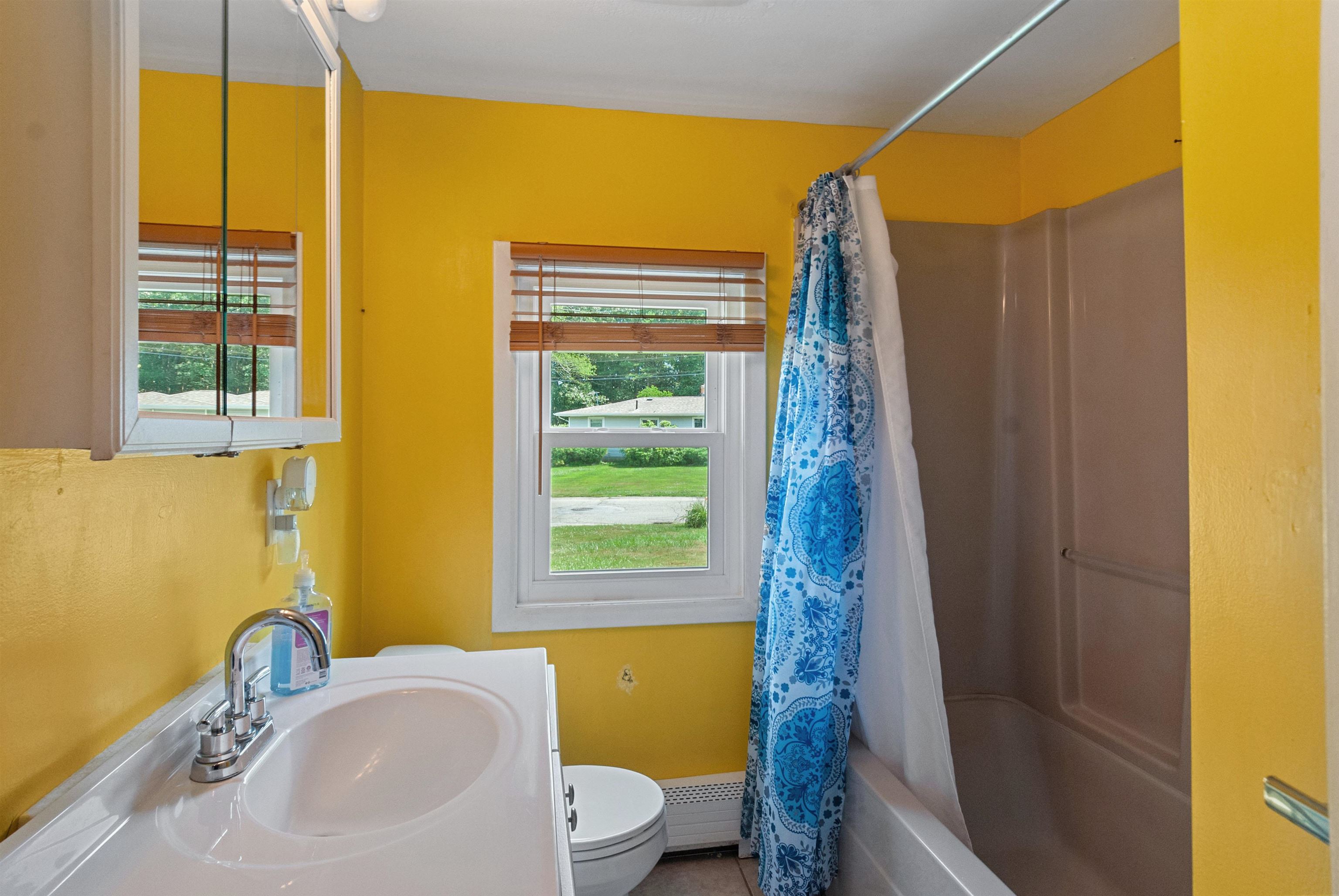 21 Arbor Drive Dover, NH 03820 - Photo 12 of 16