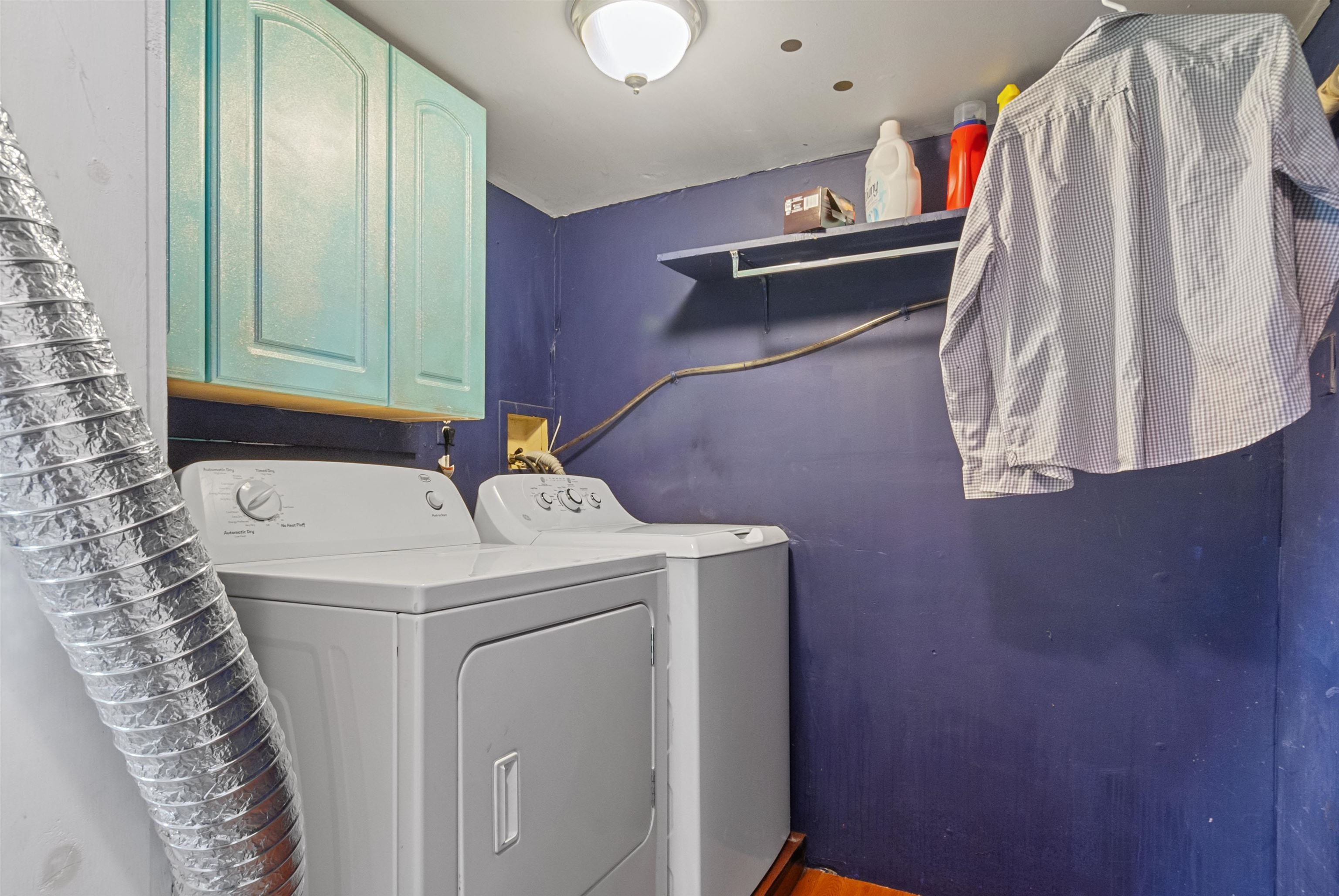 21 Arbor Drive Dover, NH 03820 - Photo 13 of 16