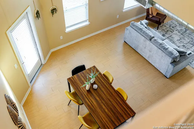 $2,300 | 939 South Frio Street, Unit 4322, San Antonio, TX 78207