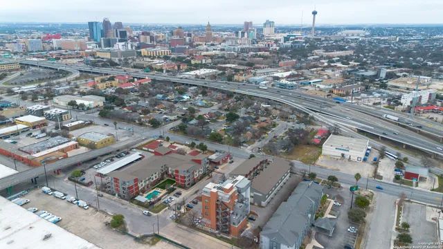 $2,300 | 939 South Frio Street, Unit 4322, San Antonio, TX 78207