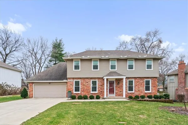 $475,000 | 12407 West 102nd Street, Lenexa, KS 66215