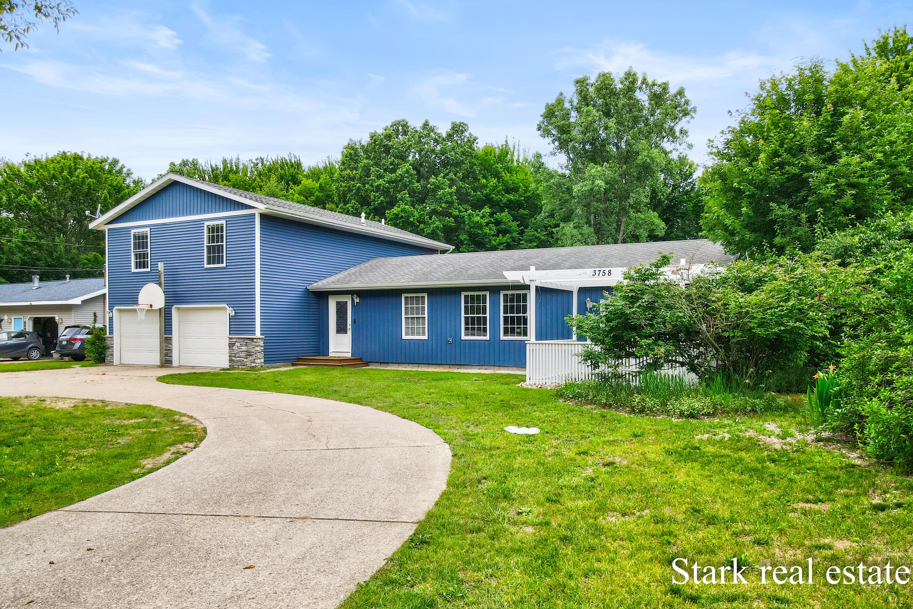3758 East Sternberg Road Fruitport, MI 49415 - Photo 43 of 55 Rob Stark - 3758 Sternberg Road (55)-43