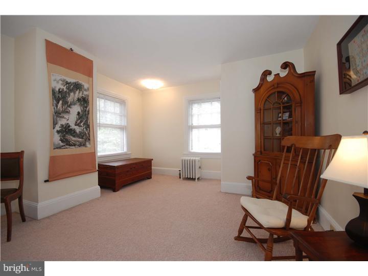 527 Riverview Road Swarthmore, PA 19081 - Photo 17 of 25 Bedroom 2