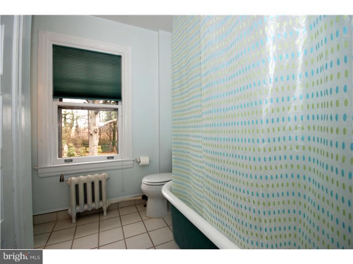 527 Riverview Road Swarthmore, PA 19081 - Photo 19 of 25 Bathroom