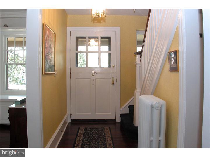 527 Riverview Road Swarthmore, PA 19081 - Photo 3 of 25 Foyer