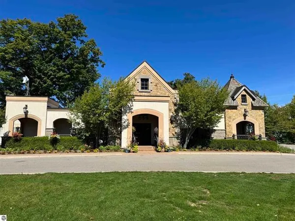 $79,900 | 4855 Prestwick Court, Williamsburg, MI 49690