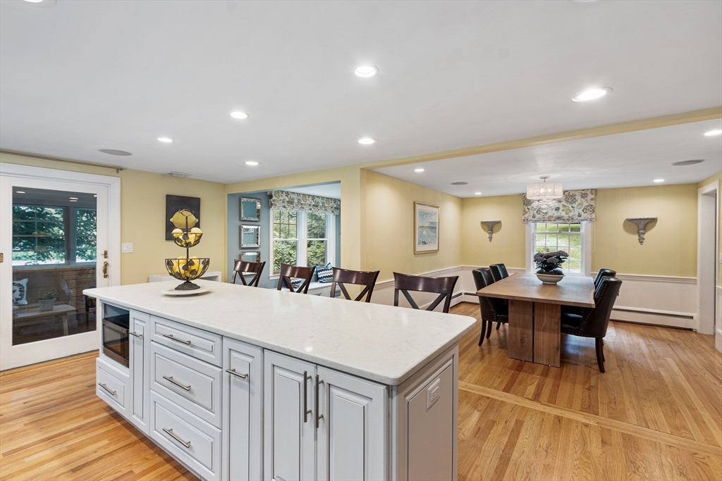4 Joseph Reed Lane Acton, MA 01720 - Photo 8 of 39 Gallery Image 8