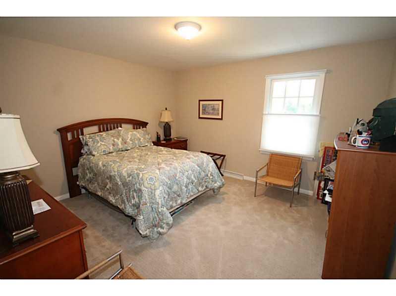 893 Rocky Ford Road Columbus, IN 47203 - Photo 16 of 24 Gallery Image 16