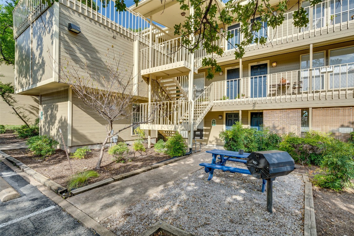 202 East 45th Street, Unit 202 Austin, TX 78751 - Photo 26 of 29 View of community with stairway