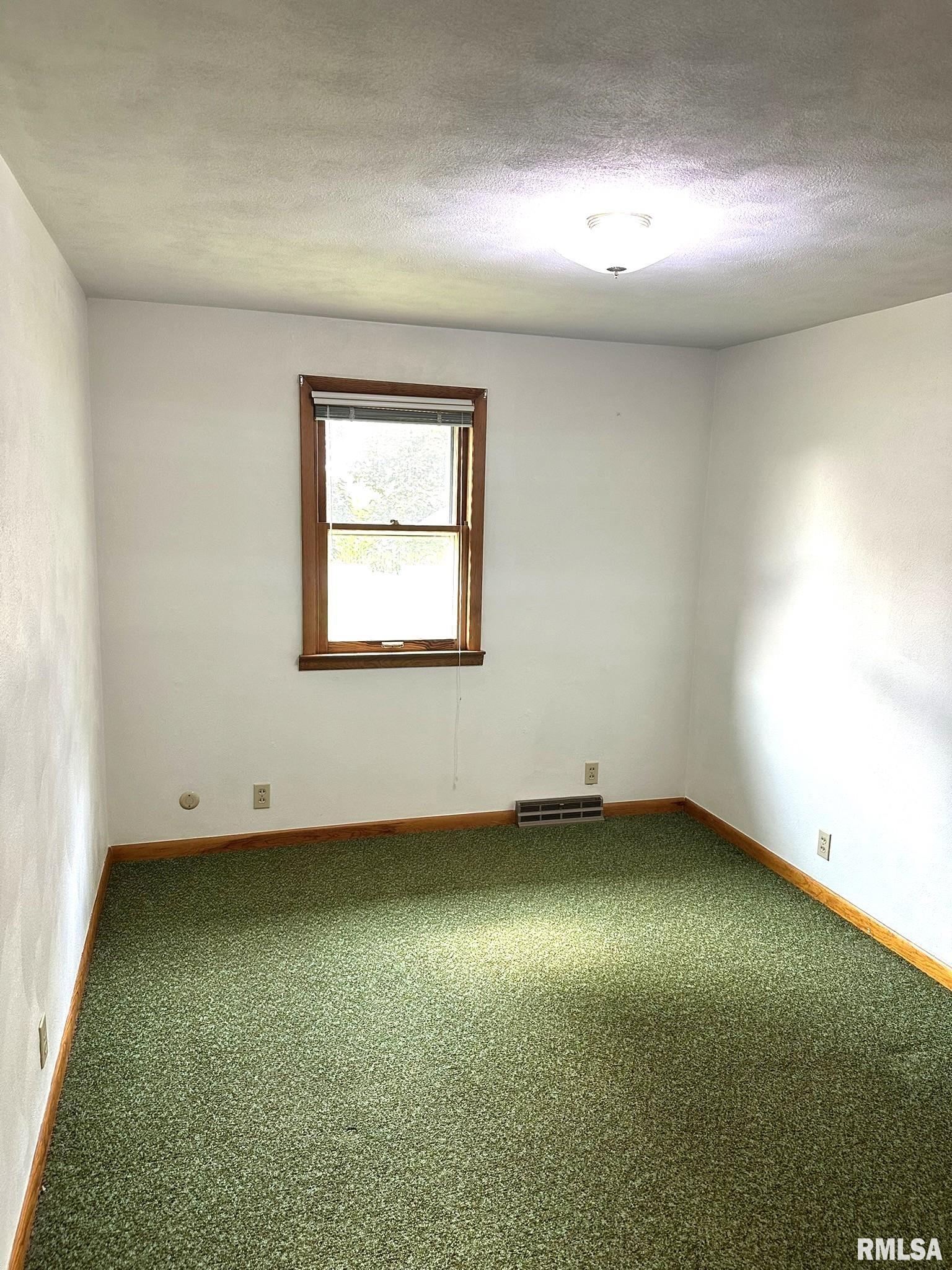 25247 North Boat Dock Road Canton, IL 61520 - Photo 32 of 56