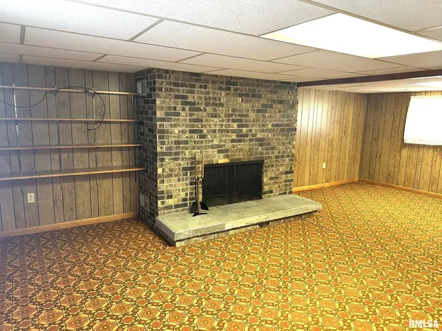 $209,900 | 25247 North Boat Dock Road, Canton, IL 61520