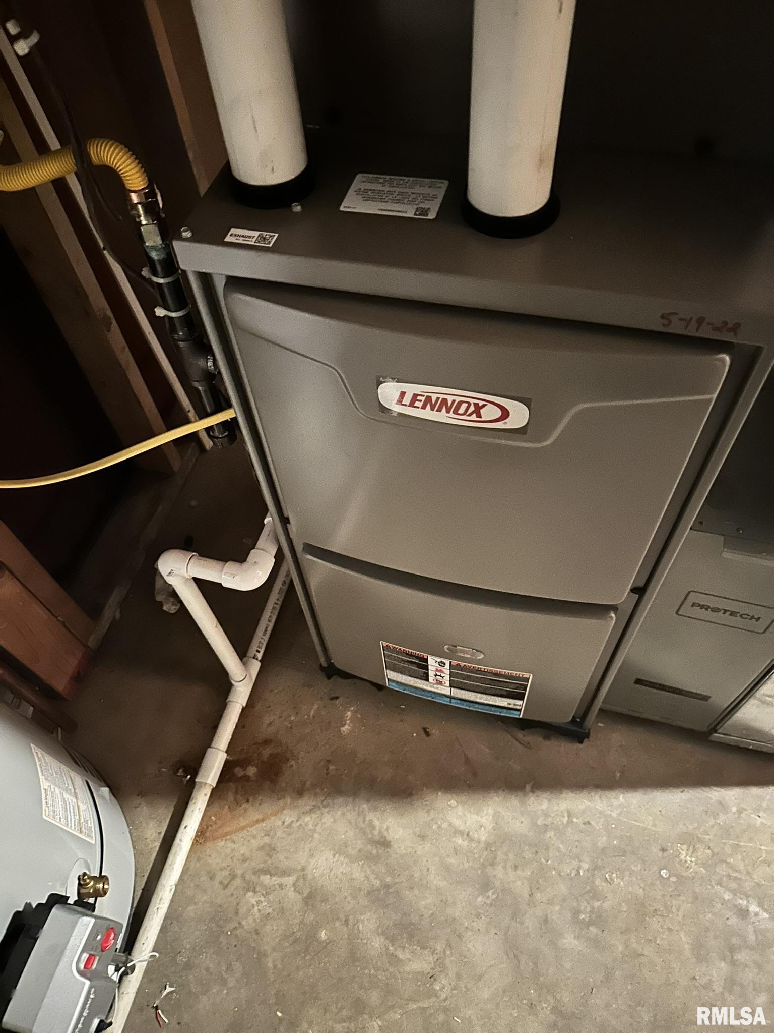 25247 North Boat Dock Road Canton, IL 61520 - Photo 43 of 56