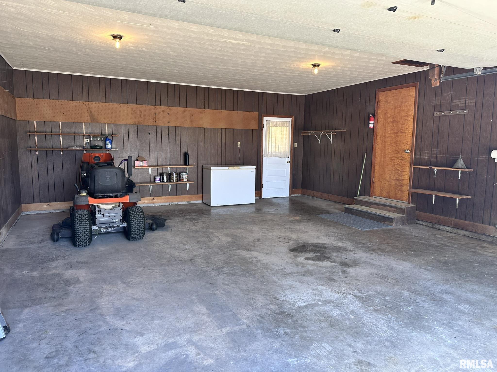 25247 North Boat Dock Road Canton, IL 61520 - Photo 46 of 56