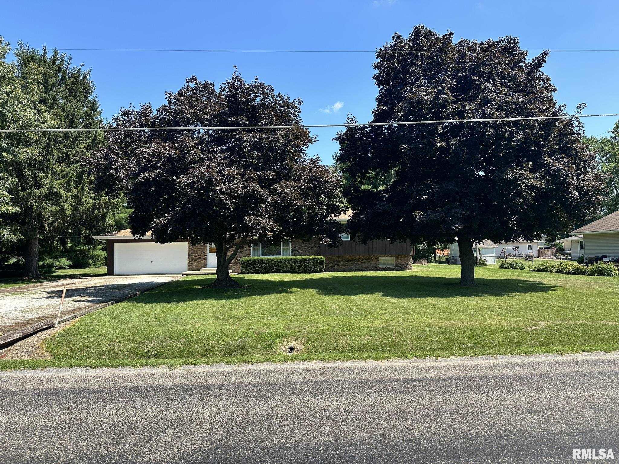 25247 North Boat Dock Road Canton, IL 61520 - Photo 5 of 56