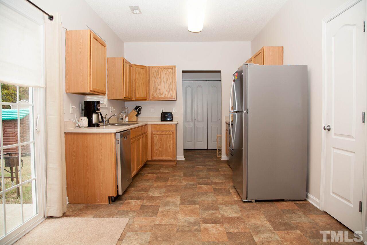 2876 Orchard Trace Way Raleigh, NC 27610 - Photo 12 of 24 Gallery Image 12