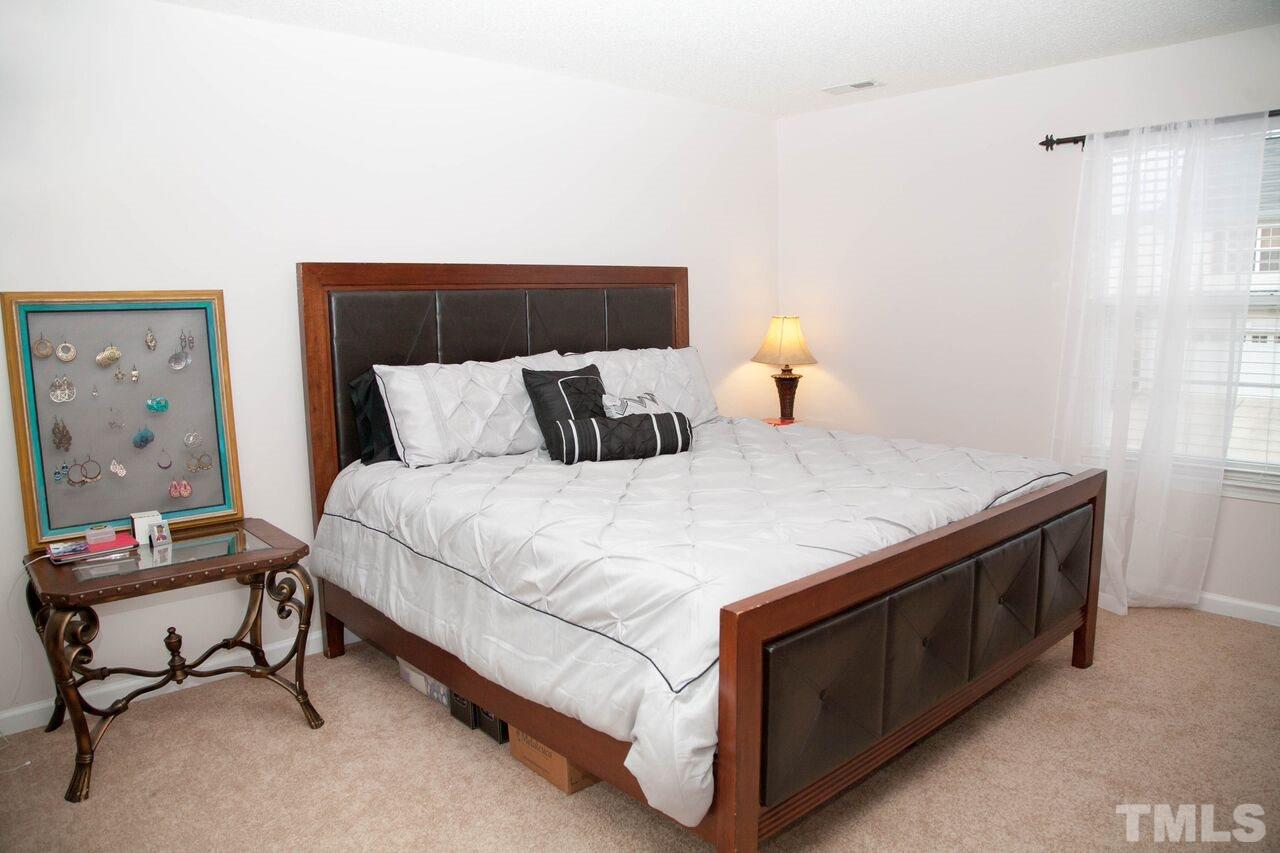2876 Orchard Trace Way Raleigh, NC 27610 - Photo 14 of 24 Gallery Image 14