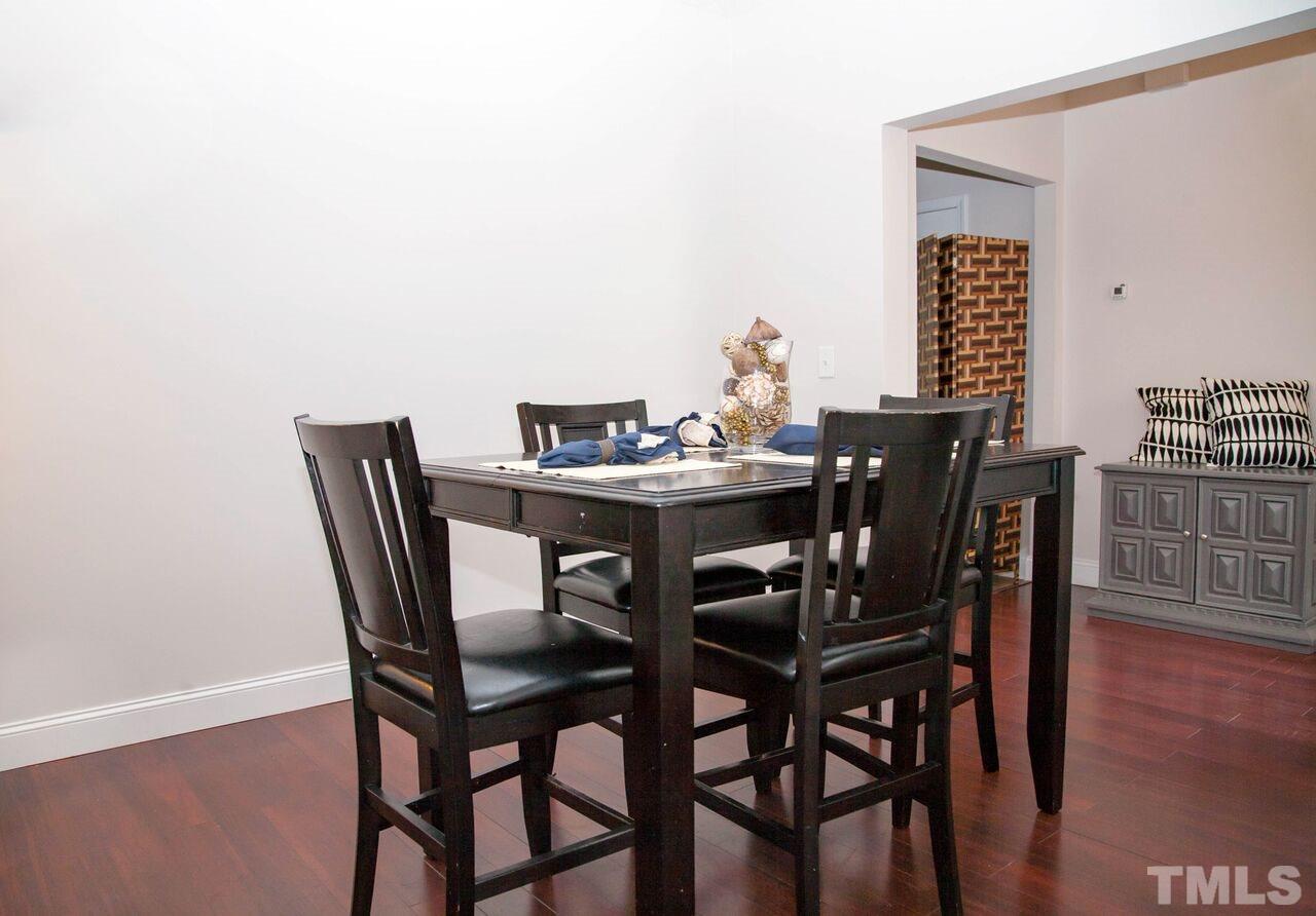 2876 Orchard Trace Way Raleigh, NC 27610 - Photo 5 of 24 Gallery Image 5