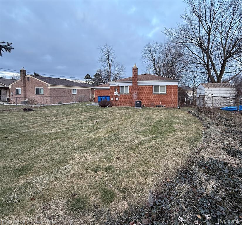 26637 Curie Avenue Warren, MI 48091 - Photo 6 of 9