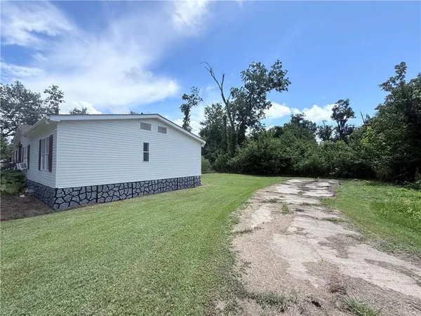 $104,000 | 130 Daffodil Street, Mount Airy, LA 70076